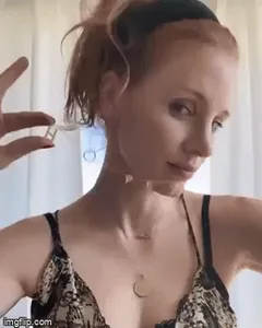 sexy jessica chastain face