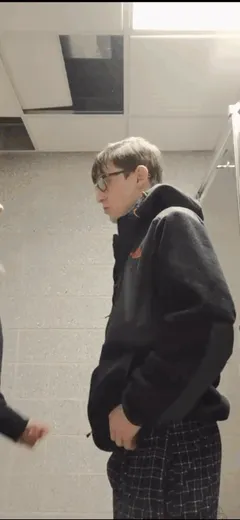 Helping the out the nerd gooner ends pretty quickly 😒