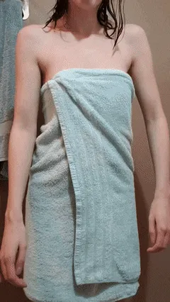 oh no my towel fell off