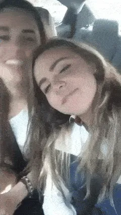 "kiss me"