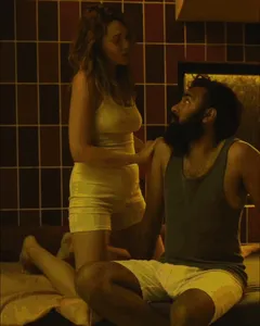 nudes Elizabeth Olsen