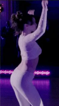 all i wanna do is just-a zoom zoom zoom and a boom boom (j-law shakes her rump) ❤️