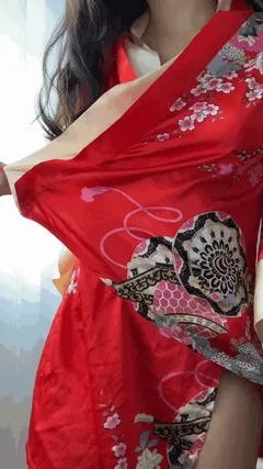 Quick vid before my roommate comes back