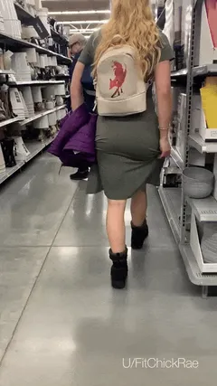 flashing hot ass in public