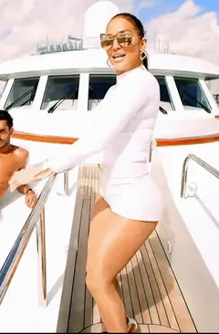 j lo