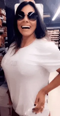 grocery store milf tits