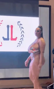 watch the thickness jiggle