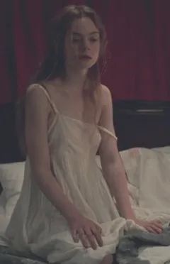 elle fanning (princess aurora)