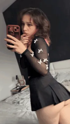 The only way to wear a skirt is pantyless xD