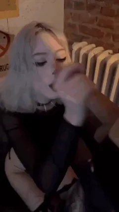 Average straight gooner in this sub 🤭🤭