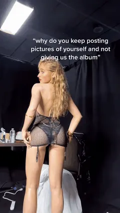 nudes Sabrina Carpenter