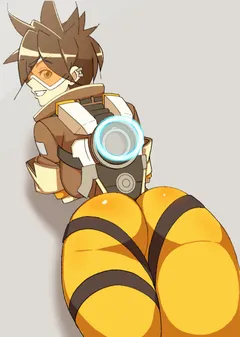 tracer bounces her booty