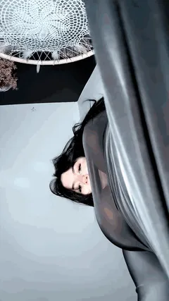 Don't move your face, I want to sit there