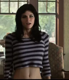 alexandra daddario -3/86 -5'8''- 38-26-36'- 34d-bra - 136lbs - 9-shoe - eat that! -yum! yum!