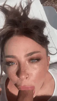 Intense Eyes Contact Blowjob BlowjobGirls