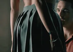 Denise Richards & Neve Campbell - Legendary threesome plot in 'Wild Things'