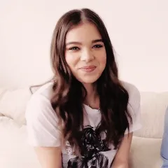 hailee seinfeld  sexy white shirt