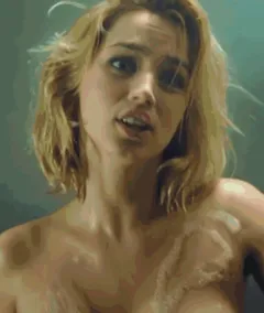 Ana de Armas & Lorenza Izzo