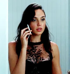 gal gadot in lingerie 3