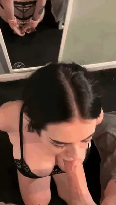 Ugh.. The Way He Slowly Pushes Her Down... IWantToSuckCock