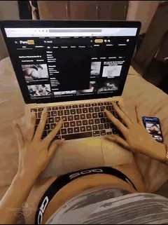 Pls tell me I'm not the only one waking up like this! bnwobsessed