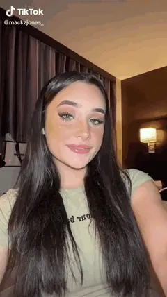 TikTok slut turned pornstar 😈