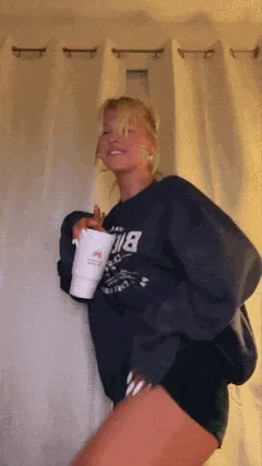 loren gray shaking her sexy ass