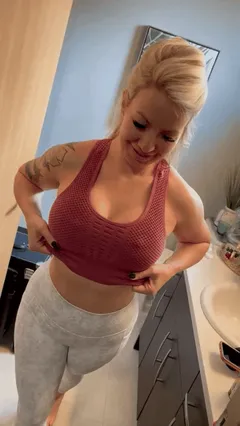 titty reveal