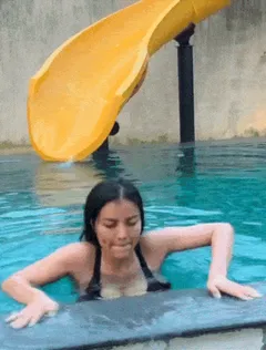 pool party