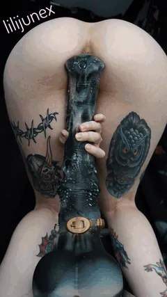 Where does it all go🤭she can’t even stand after🥵