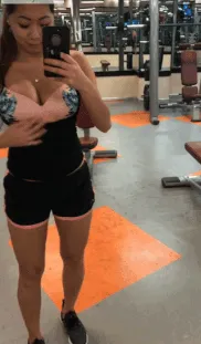 gym flashing