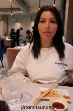 tamitsunami flashing boobs