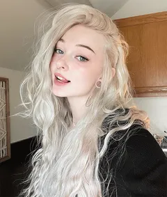 she knew that if she wanted a quick shag, she could easily go to her best friend's boyfriend's house while she was away.