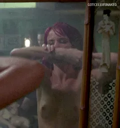 juliette lewis -6/73 -5'6''- 34-25-34''-34a-bra - 124lbs - 8-shoe, "strange days"- milf cunnilingus! -yum! yum!
