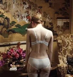 emily browning -12/88 -5'2''- 33-23-34''- 32a-bra -110lbs - 6-shoe, sweet australian anal-ingus! -yummy!