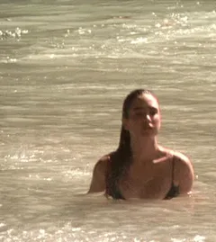 jennifer connelly -12/70 -5'6''- 34c-23-33''- 119lbs - 8.5-shoe, in the day cunnilingus! - yum! yu !
