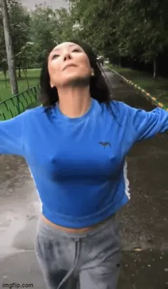 she loves rainy days