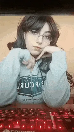 huge tit nerd reveal