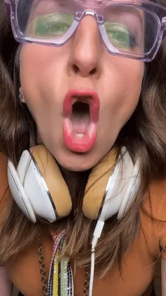 chelsea peretti