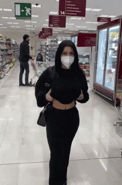 tamitsunami flashing boobs