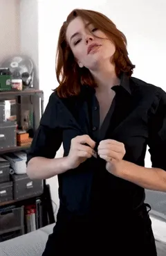 sabrina lynn undressing