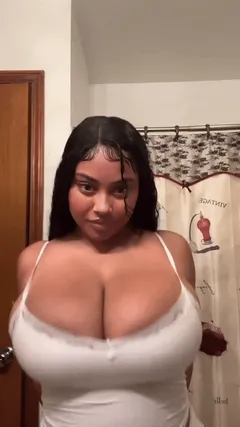 babyyyfaceejas/jasmyn aaliyah titty twerk