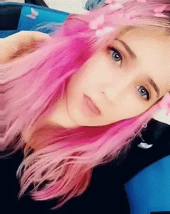 adorable pink haired ahegao.