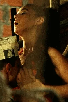 monica bellucci -7/69 -5'7''- beautiful italian.....to die for.....yum! yum!