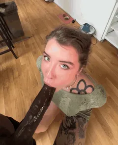 How did she fit that all down her throat omg