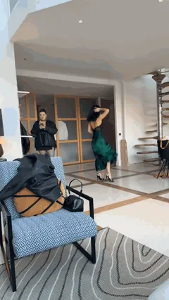 nudes Bts of charli d’amelio twerking