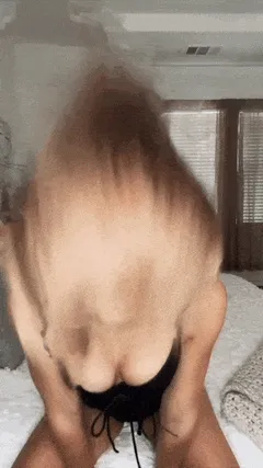 sexy loren gray cleavage (slowed)