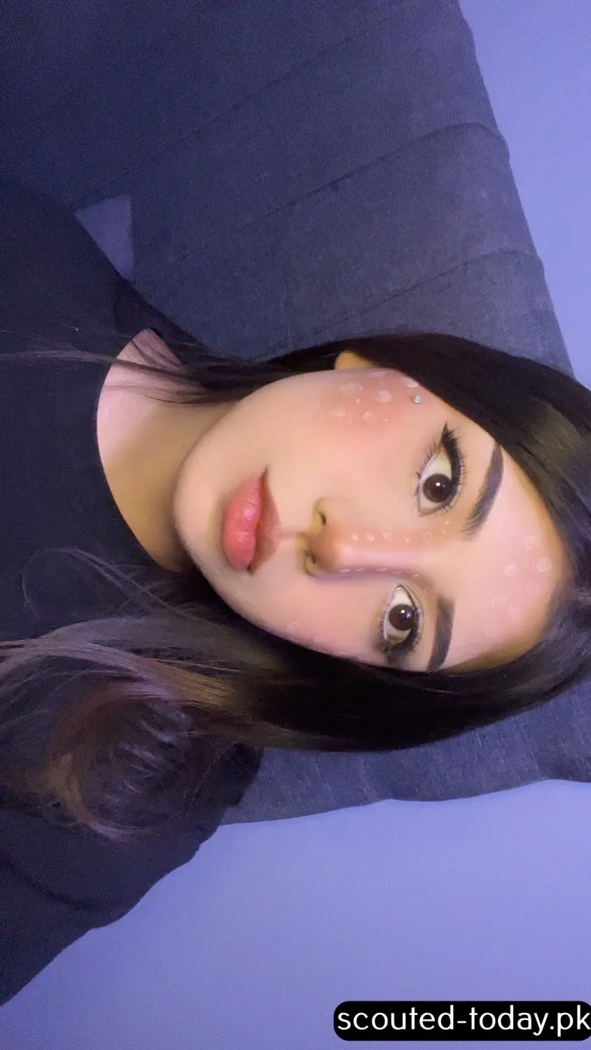 Lila the Latina sucks and fucks boyfriend