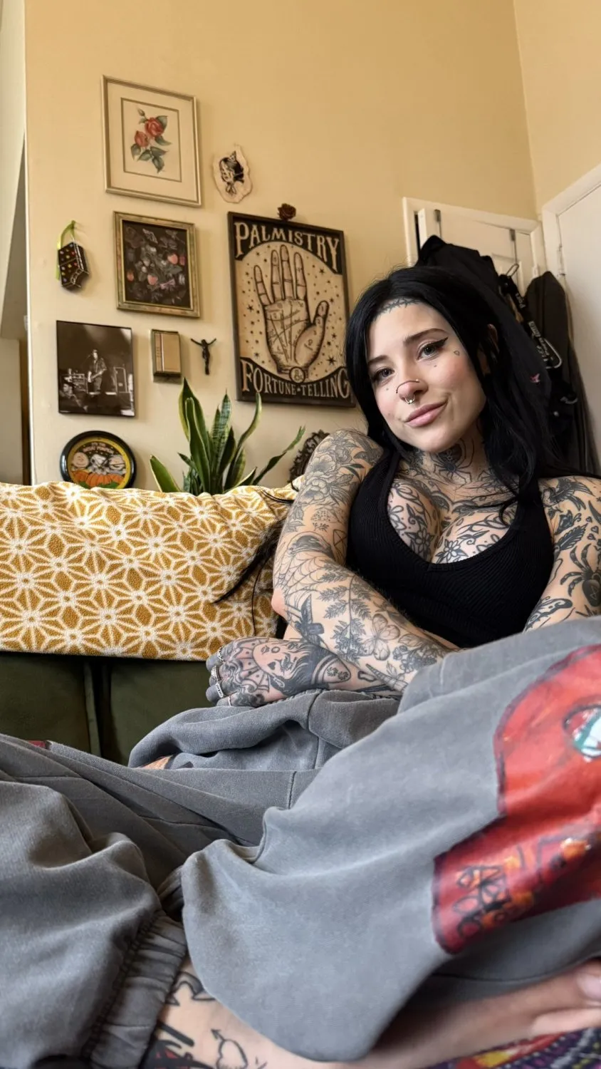 BEAUTIFUL HOT TEEN ABG MASTURBATING (LEALED) (joy, latina, teen, ass, e-girls, asian, abg, japanese)