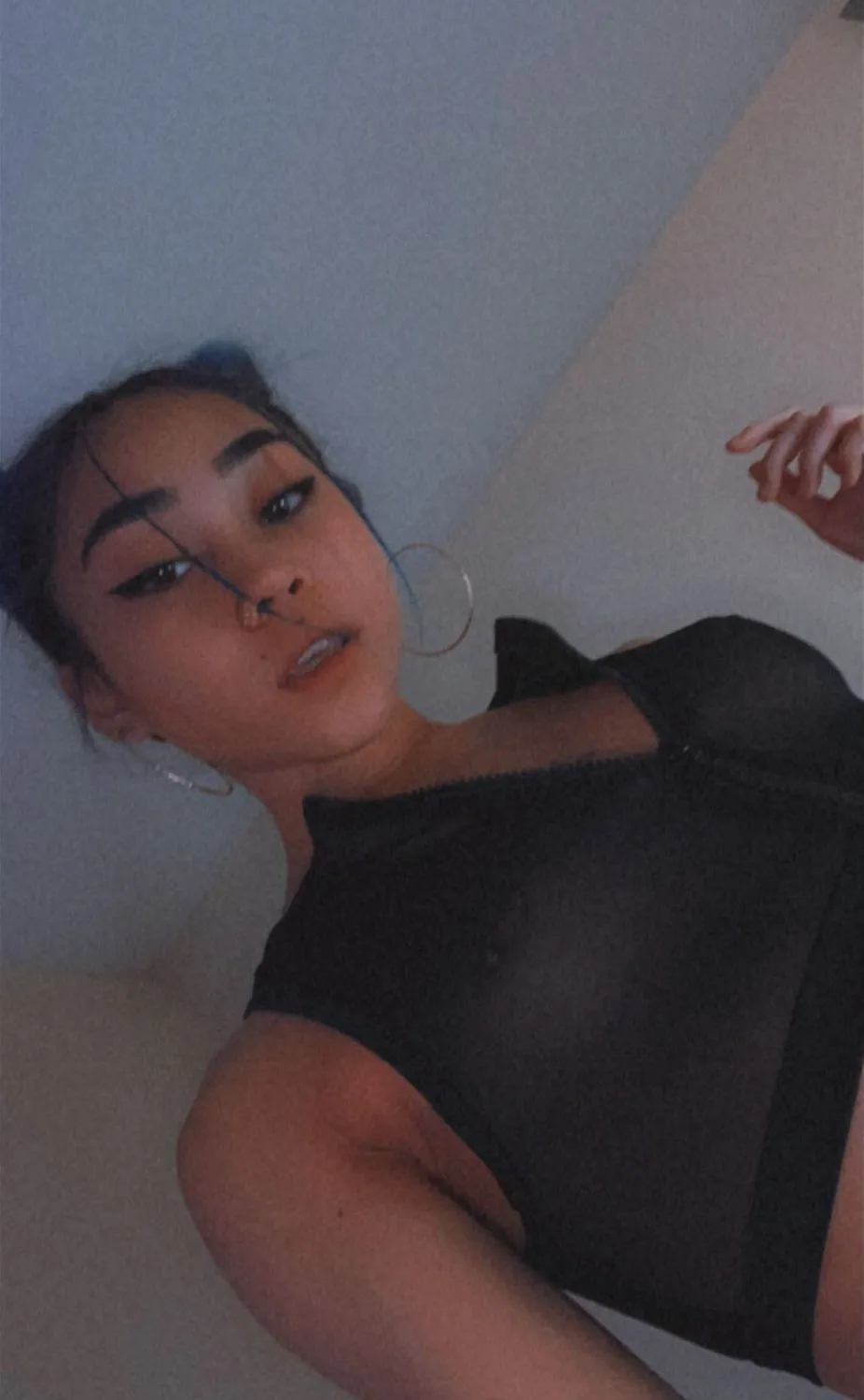 ASIAN AMATEUR LEAKS SUBMISSIVE GF GRIND ON BWC BABE015